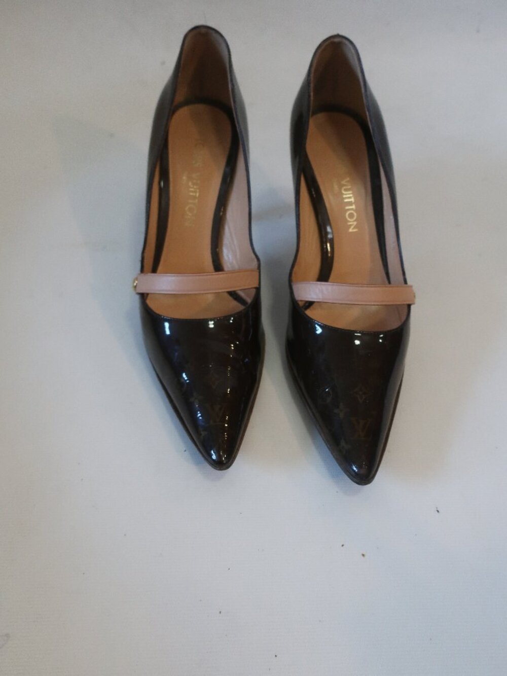 Women Louis Vuitton "Gina" Brown Patent Leather LV Monogram Heels 38 EUR/US 8